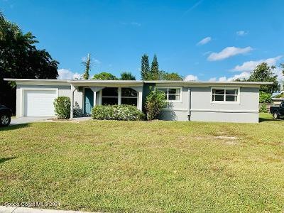 1216 Cypress