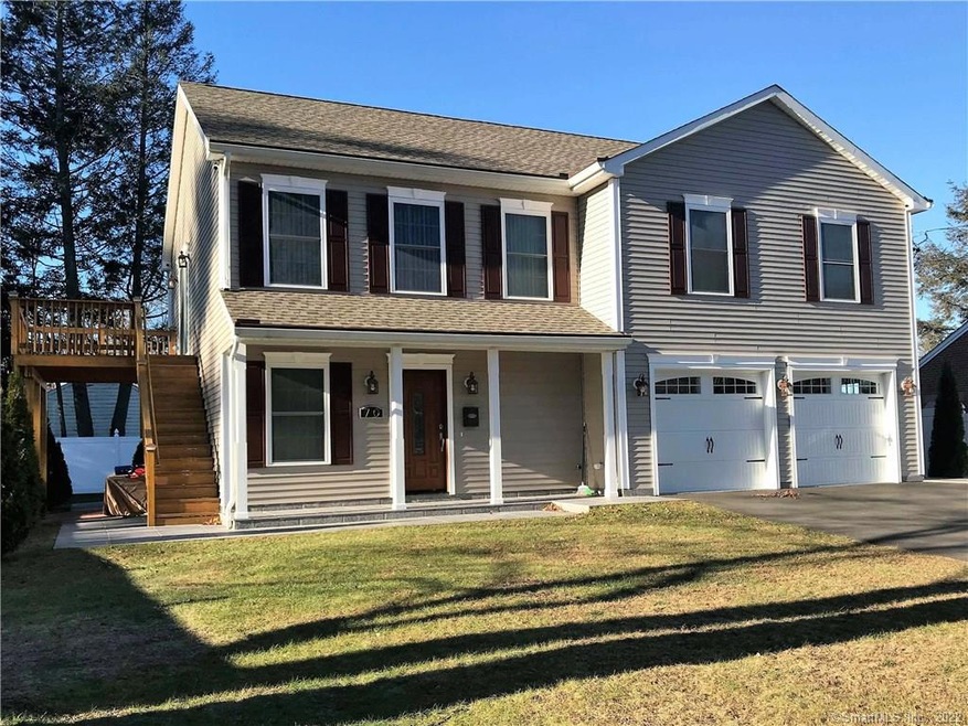 70 Hubbell Ave, Oakville, CT 06779 - photo 1