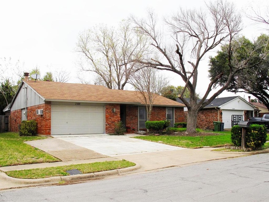 7105 Lancashire Dr, North Richland Hills, TX 76182 - photo 1