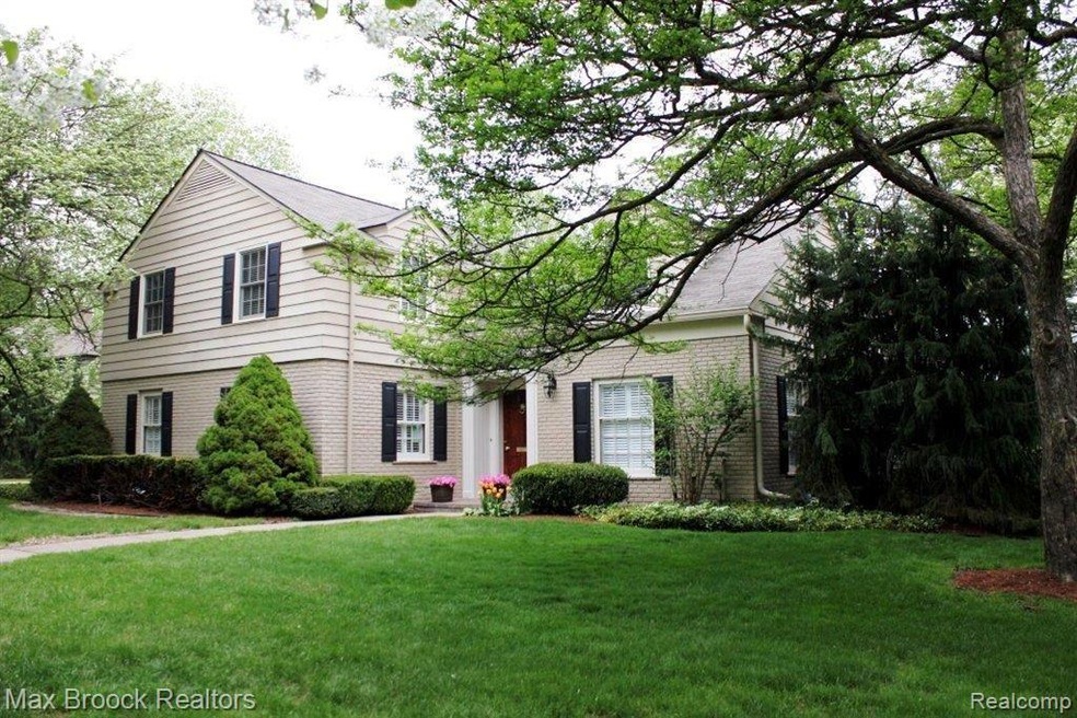 450 Hupp Cross Rd, Bloomfield Hills, MI 48301 - photo 1