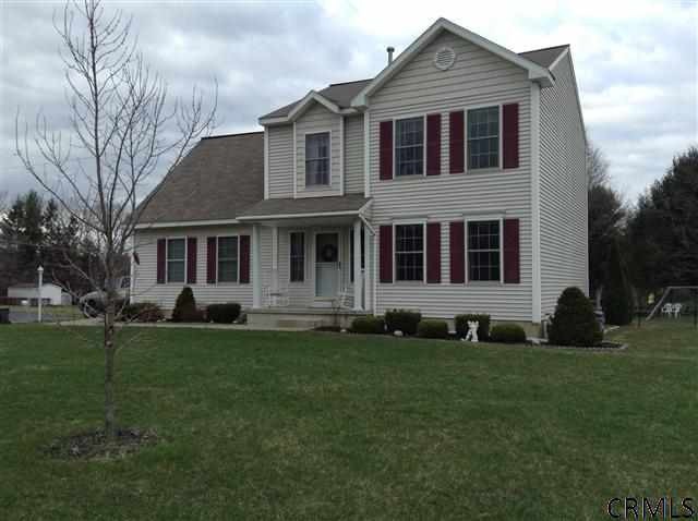 2 Uncas Dr, Schenectady, NY 12302 - photo 1