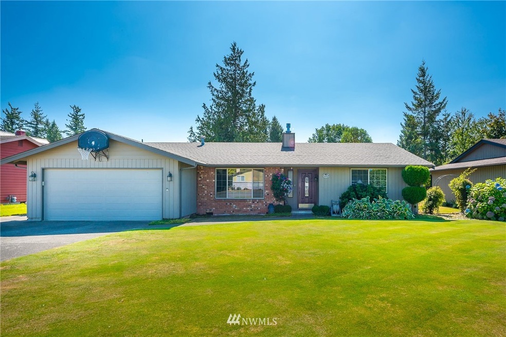 420 Cascade Way, Lynden, WA 98264 - photo 1