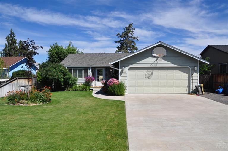 2845 SW Pumice Place, Redmond, OR 97756 - photo 1