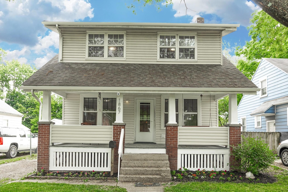 1867 Eddystone Av 001