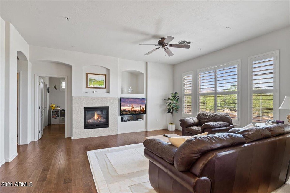04-Living Room