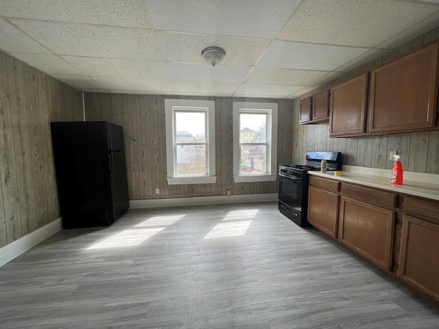 159 Globe St unit 2, Fall River, MA 02724 - photo 1