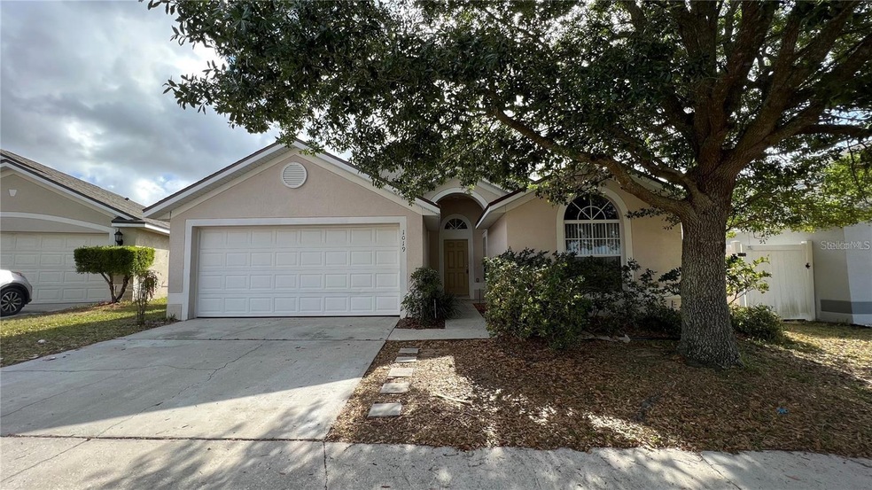 1019 Brayton Ln, Davenport, FL 33897 - photo 1