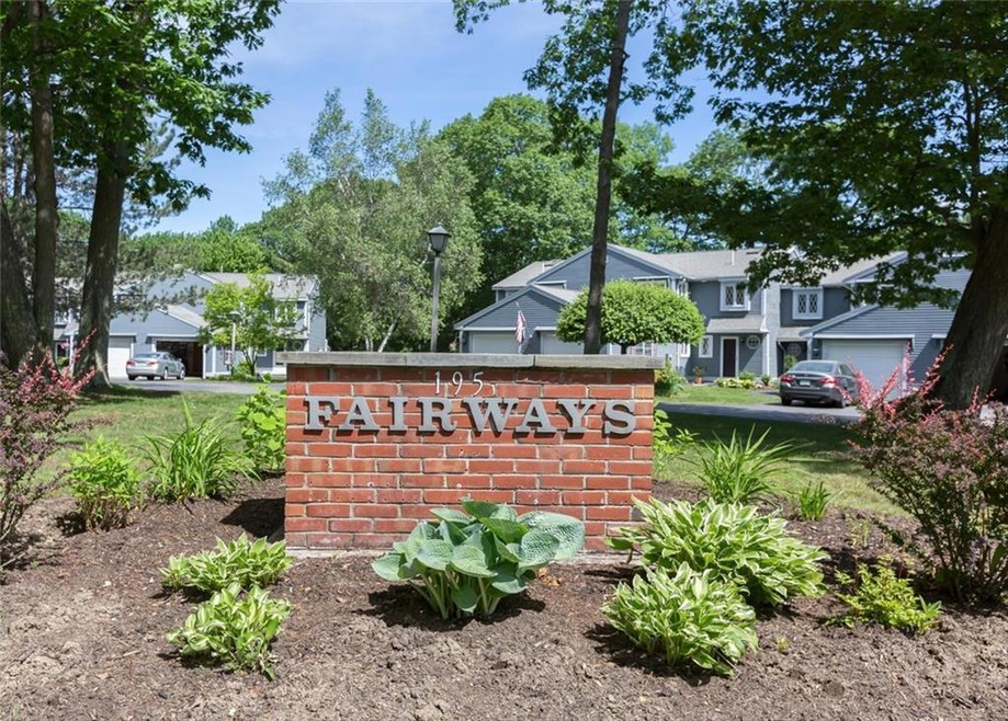 195 Wescott Rd unit 7, South Portland, ME 04106 - photo 1