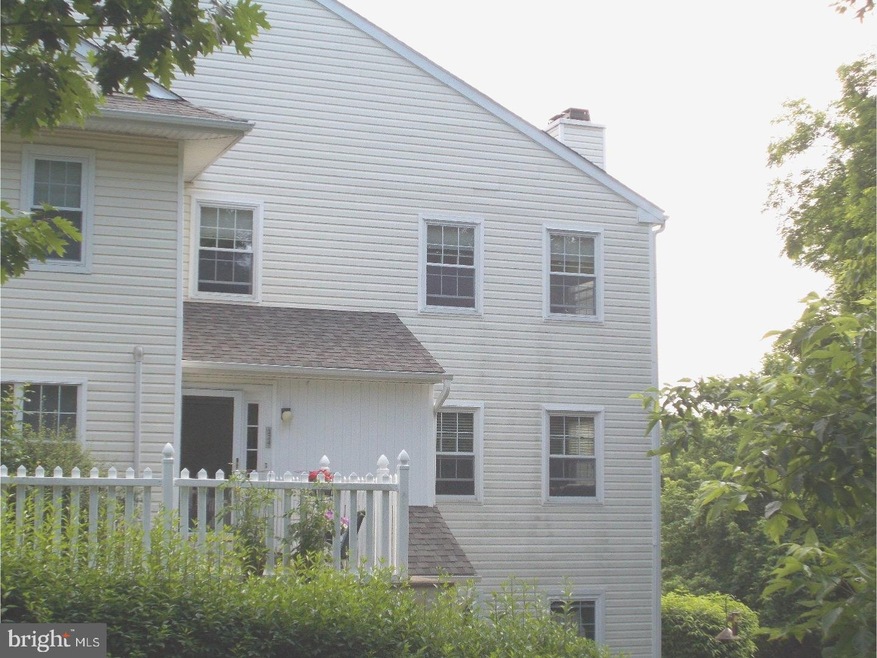 224 Windsor Ct unit 224, Glen Mills, PA 19342 - photo 1