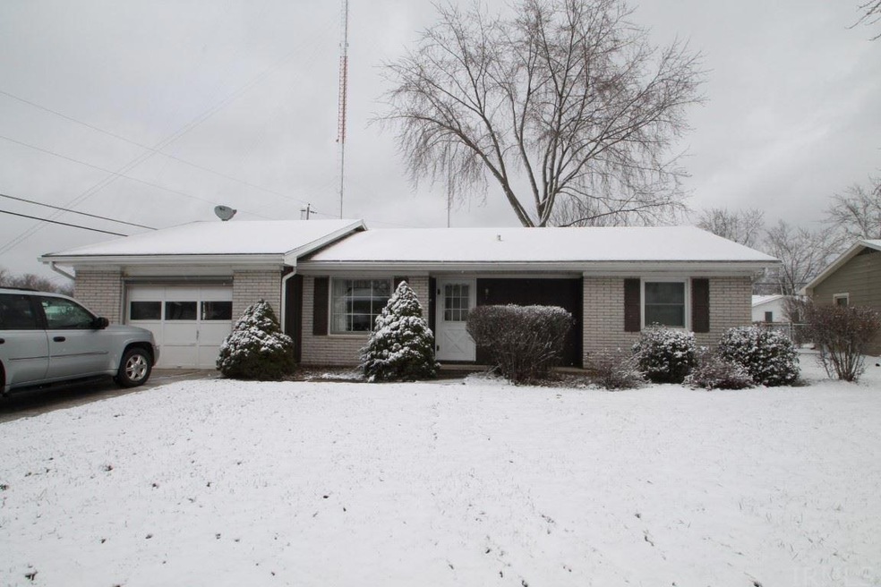 2010 Chochtimar Trail, Fort Wayne, IN 46808 - photo 1