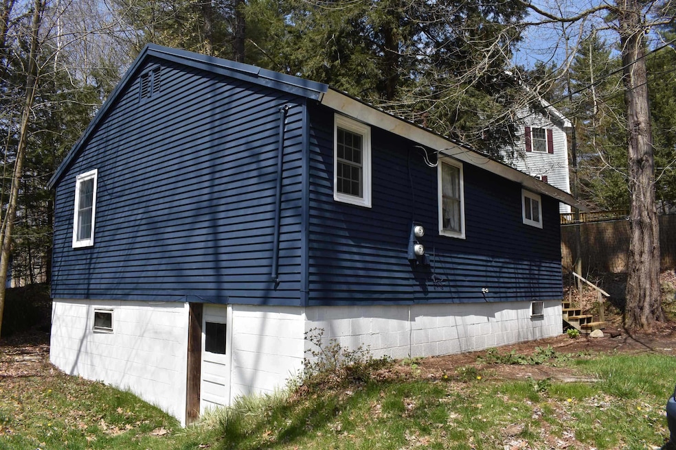 26 Autumn Rd, Hillsborough, NH 03244 - photo 1