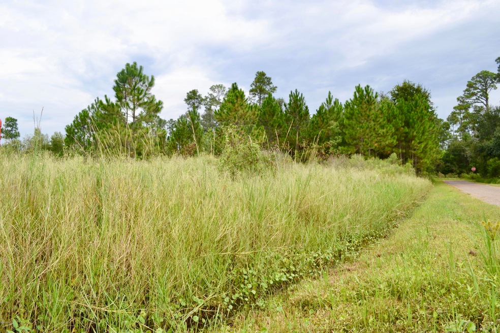 422 Bayview St, Pass Christian, MS 39571 - photo 1