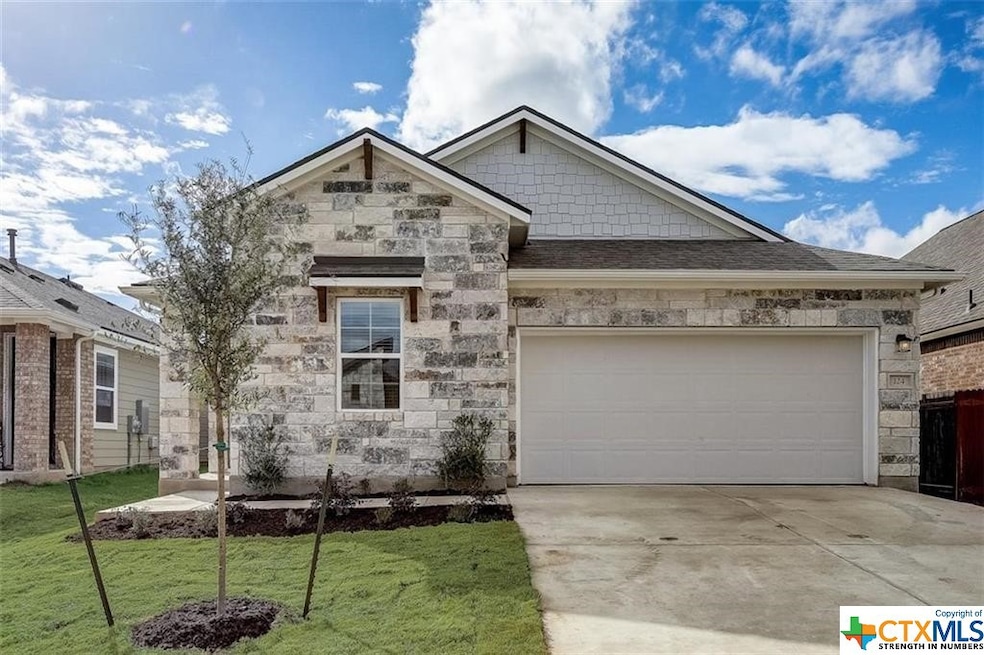 124 Lacey Oak Loop, San Marcos, TX 78666 - photo 1