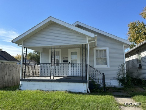 2709 Meridian St, Anderson, IN 46016 - photo 1