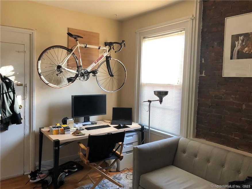 104 William St unit 3, New Haven, CT 06511 - photo 1