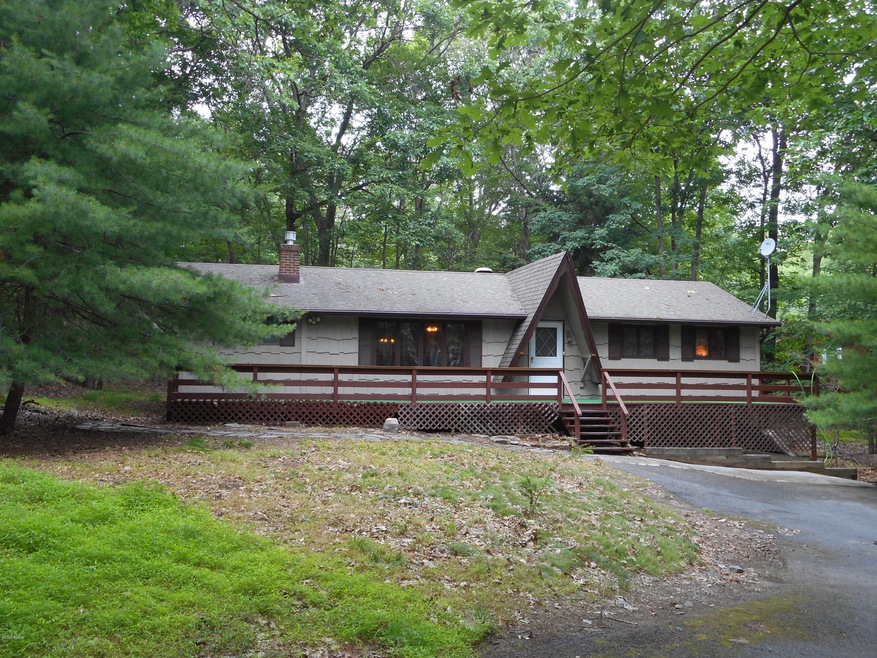 155 E Lakeview Dr, Dingmans Ferry, PA 18328 - photo 1