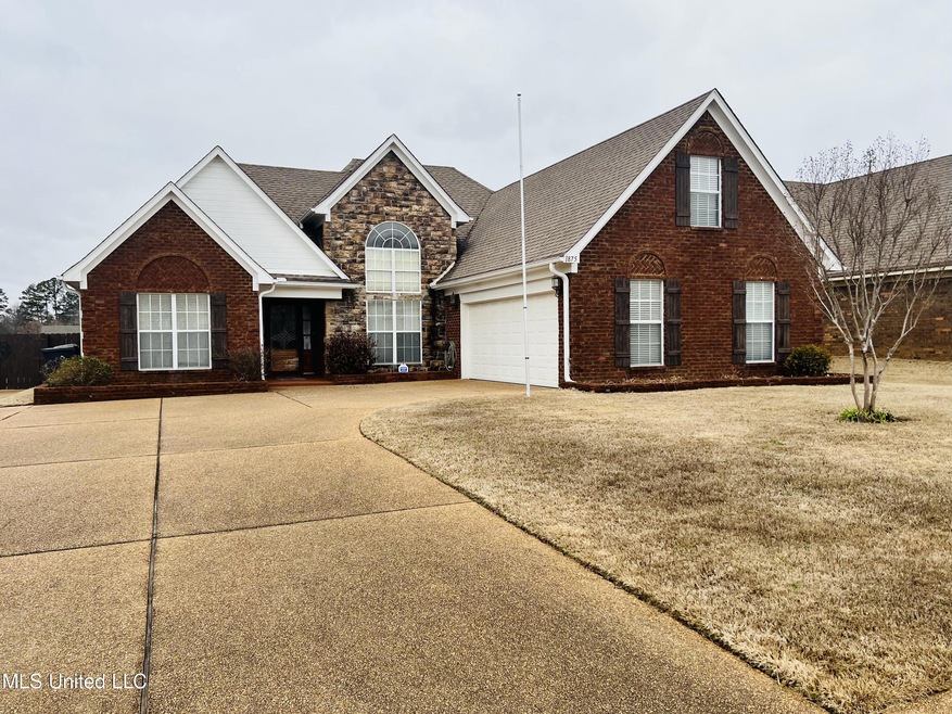 1875 Magnolia Manor Dr, Hernando, MS 38632 - photo 1