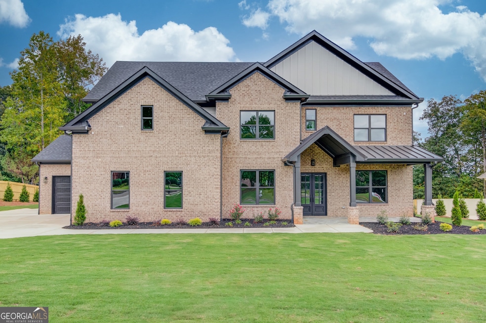 975 Chateau Forest Rd, Hoschton, GA 30548 - photo 1