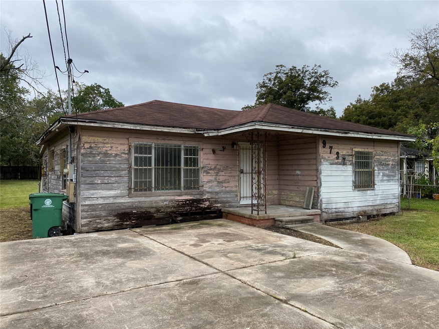 9737 Shady Ln, Houston, TX 77093 - photo 1