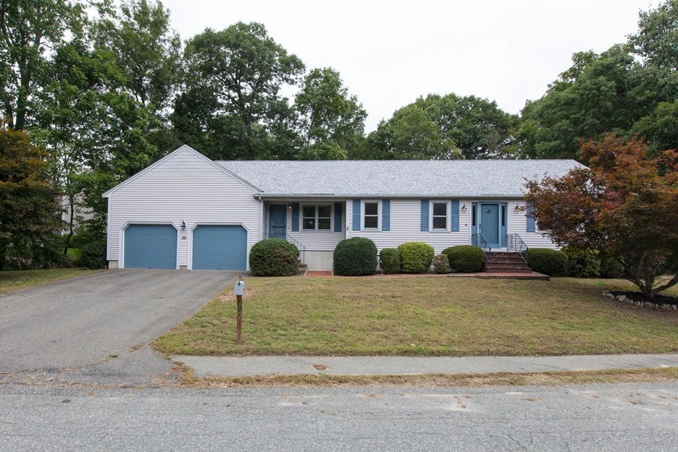 39 Concannon Cir, Weymouth, MA 02188 - photo 1