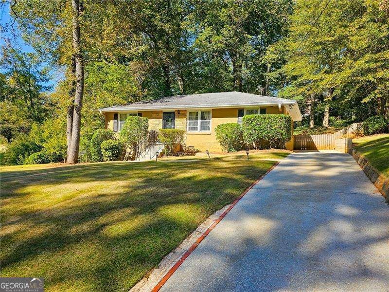 990 Willivee Dr, Decatur, GA 30033 - photo 1