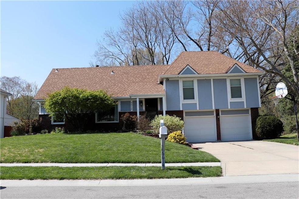 6614 Goode Dr, Shawnee, KS 66216 - photo 1