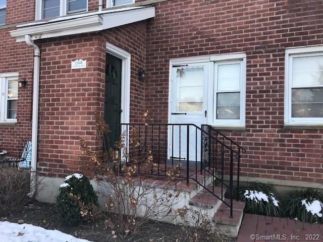 236 Glenbrook Rd unit 12B, Stamford, CT 06906 - photo 1