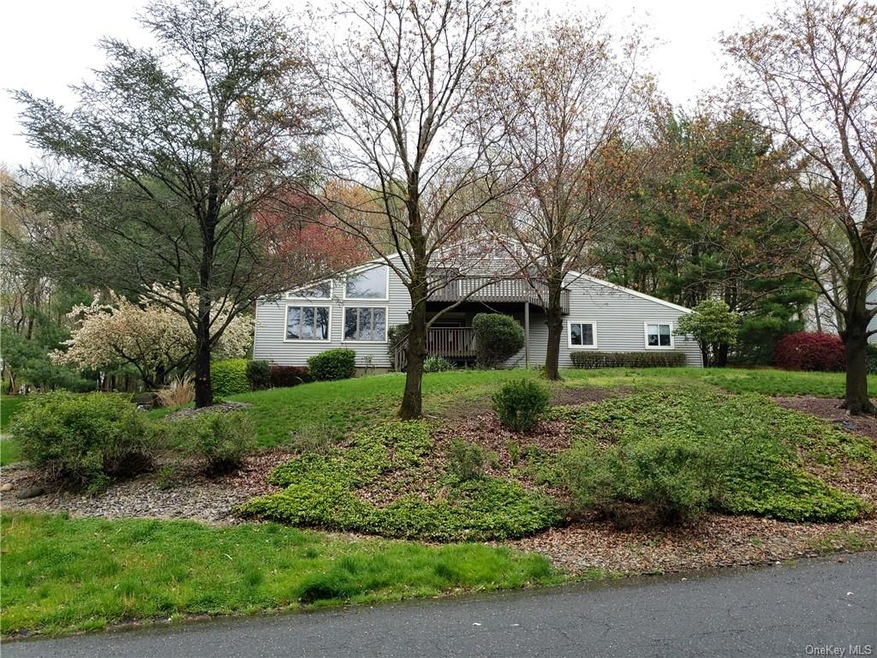 213 Waters Edge, Valley Cottage, NY 10989 - photo 1