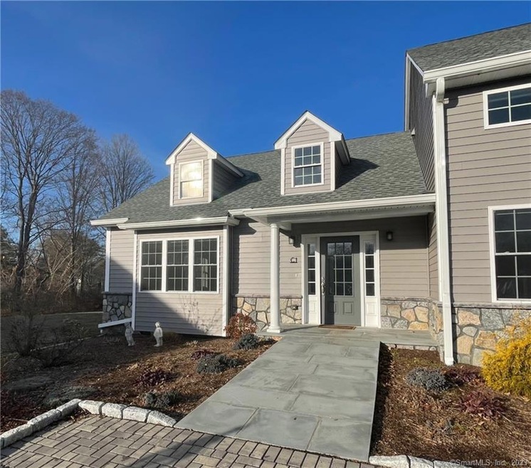 219 Main St N unit C1, Woodbury, CT 06798 - photo 1