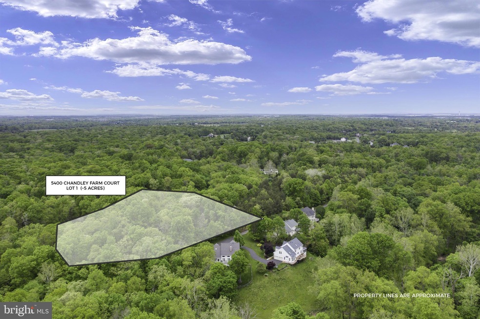 5400 Chandley Farm Ct, Centreville, VA 20120 - photo 1
