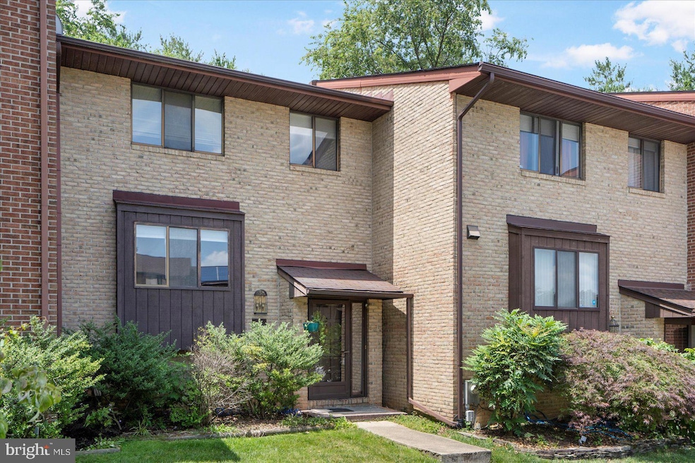 416 Five Farms Ln, Lutherville Timonium, MD 21093 - photo 1