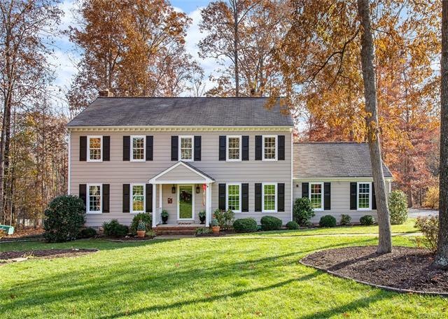 Welcome to 13707 Queensgate Road!