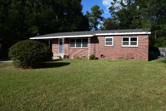 2004 Charlton Dr, Dothan, AL 36303 - photo 1