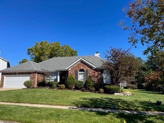 Desirable Winghaven across the street from golf co