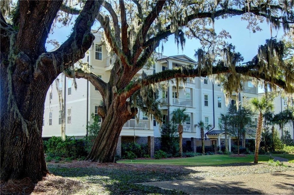 Live on vacation at this unparalleled Hidden Gem l
