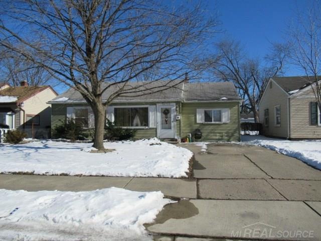 26720 Kathy St, Roseville, MI 48066 - photo 1