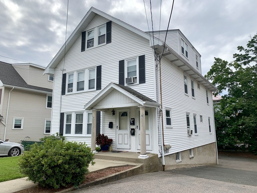 19 Melbourne Ave unit 2, Newton, MA 02460 - photo 1