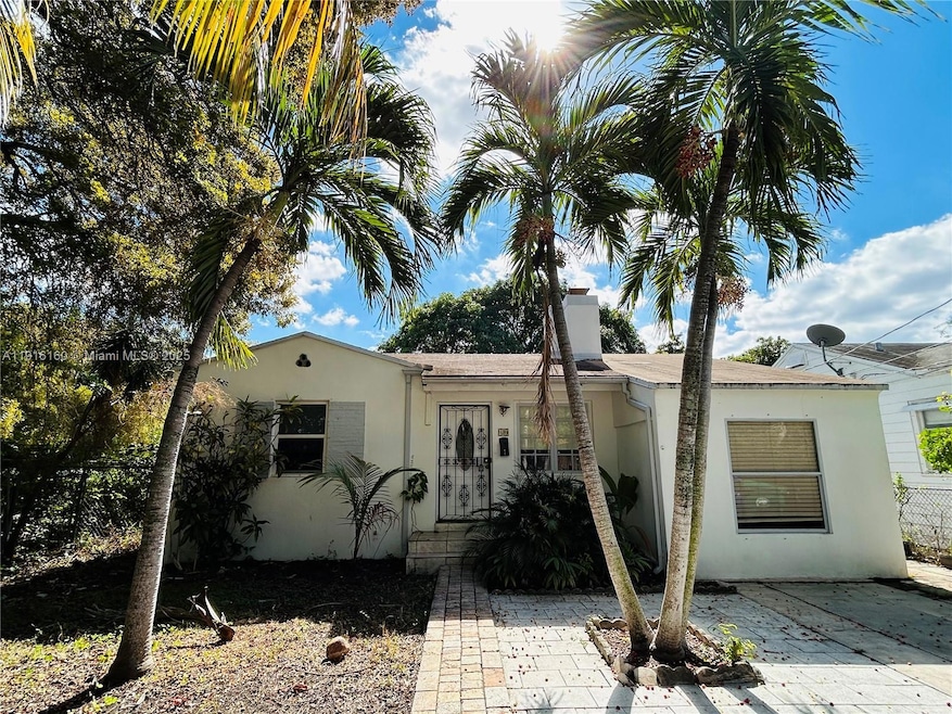 40 NW 39th St unit 40, Miami, FL 33127 - photo 1