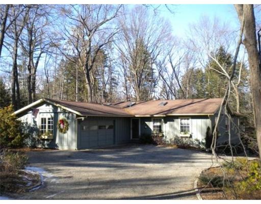 6 Greenwood Ln unit 1, South Hadley, MA 01075 - photo 1