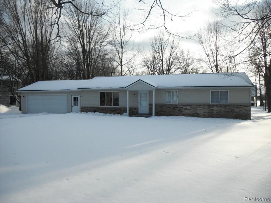 Welcome to 1082 S Hughes Road