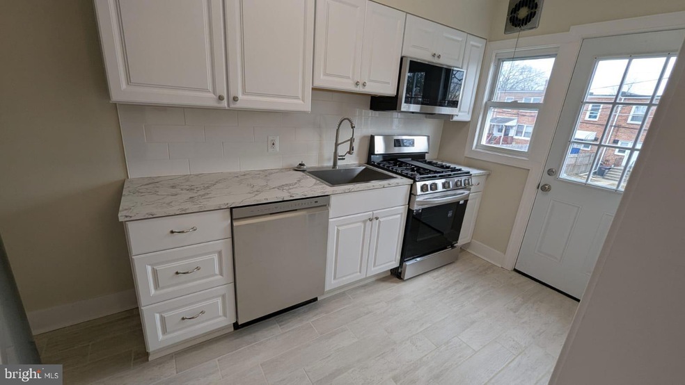 8649 Black Oak Rd, Parkville, MD 21234 - photo 1