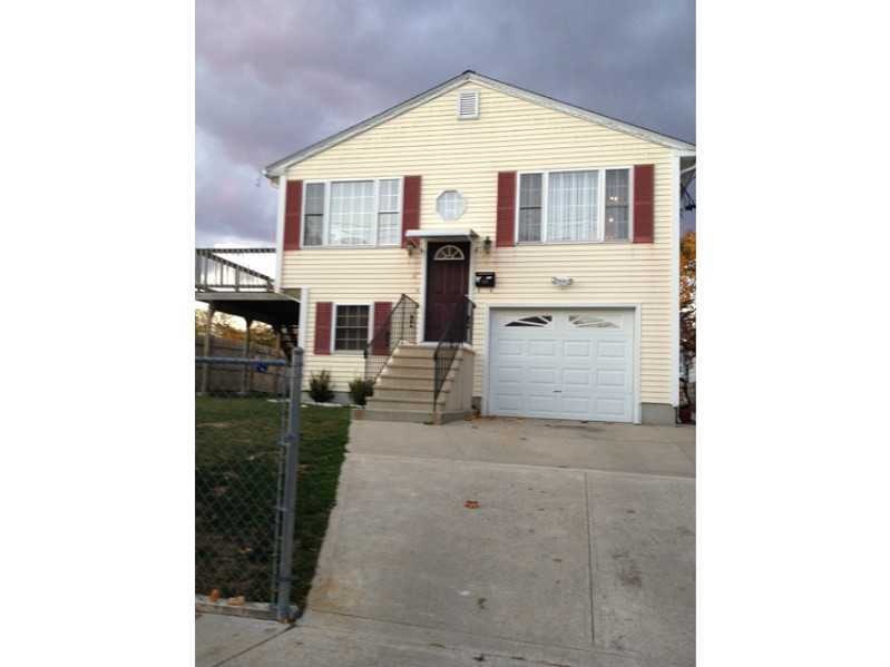 113 Foundry St, Central Falls, RI 02863 - photo 1