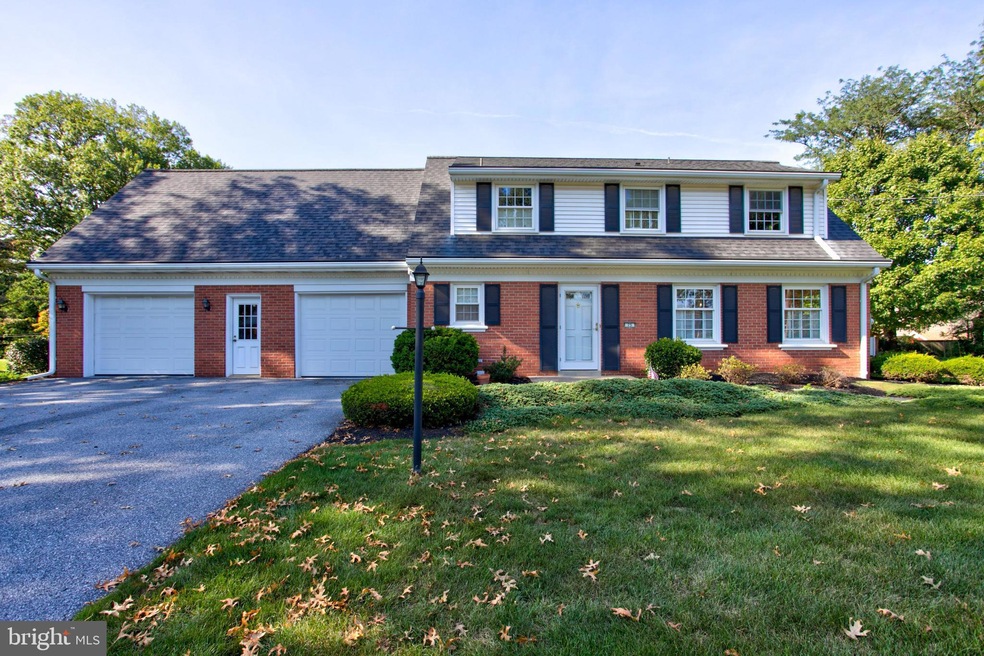 75 Rose Ave, Leola, PA 17540 - photo 1