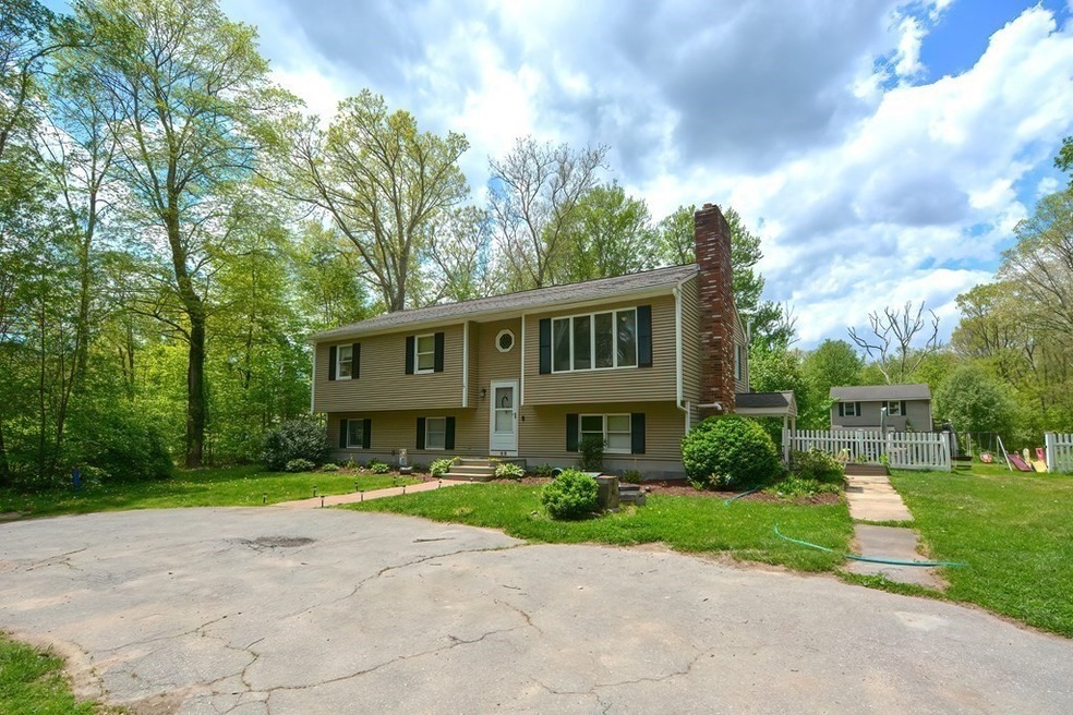 88 New St, Rehoboth, MA 02769 - photo 1