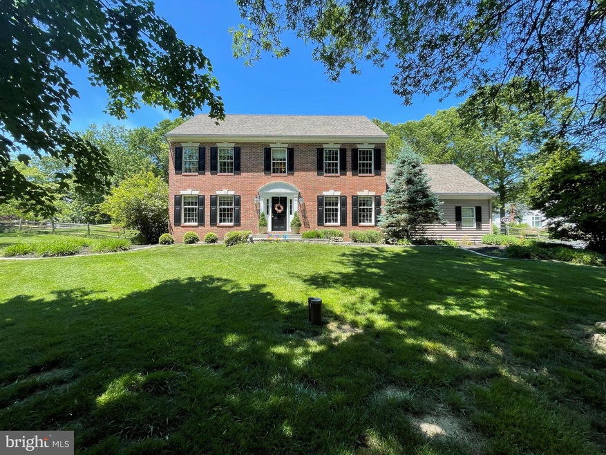 2764 E Fox Chase Cir, Doylestown, PA 18902 - photo 1