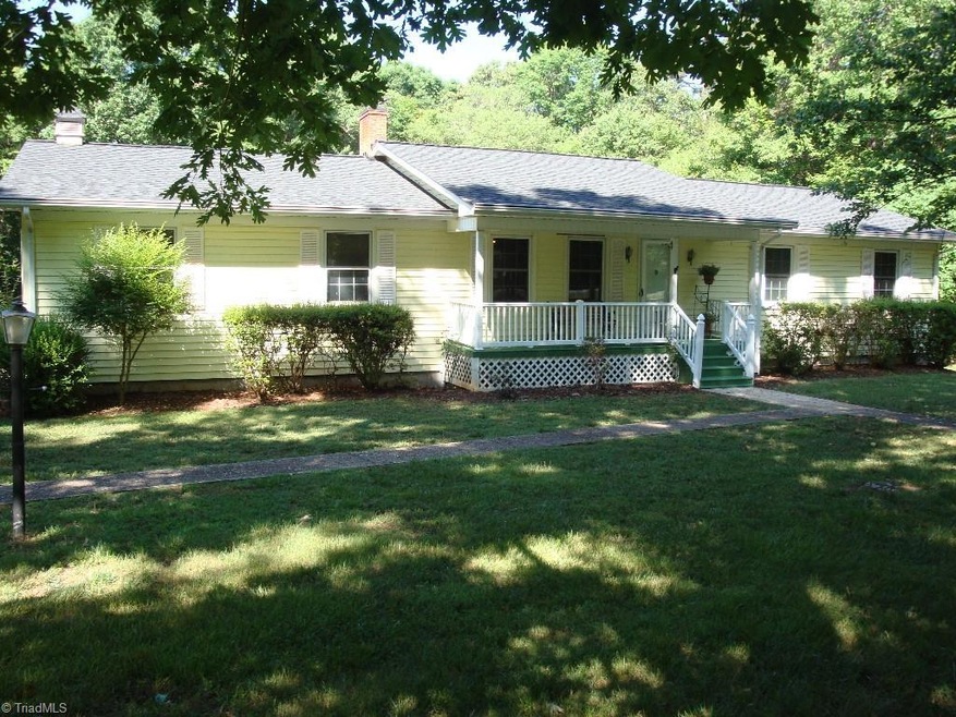 1080 Running Cedar Rd, Asheboro, NC 27205 - photo 1