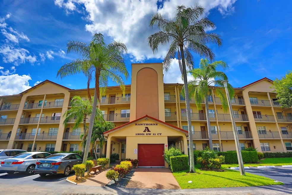 13001 SW 11th Ct unit 307A, Pembroke Pines, FL 33027 - photo 1