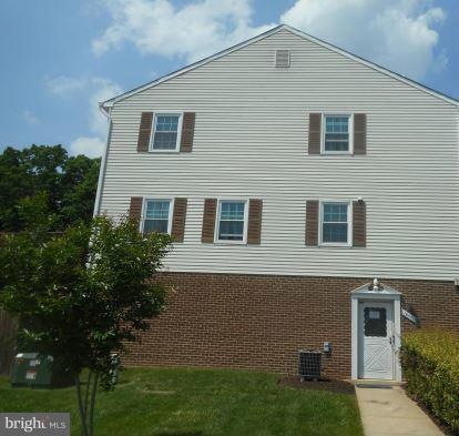 15071 Cherrywood Dr, Laurel, MD 20707 - photo 1