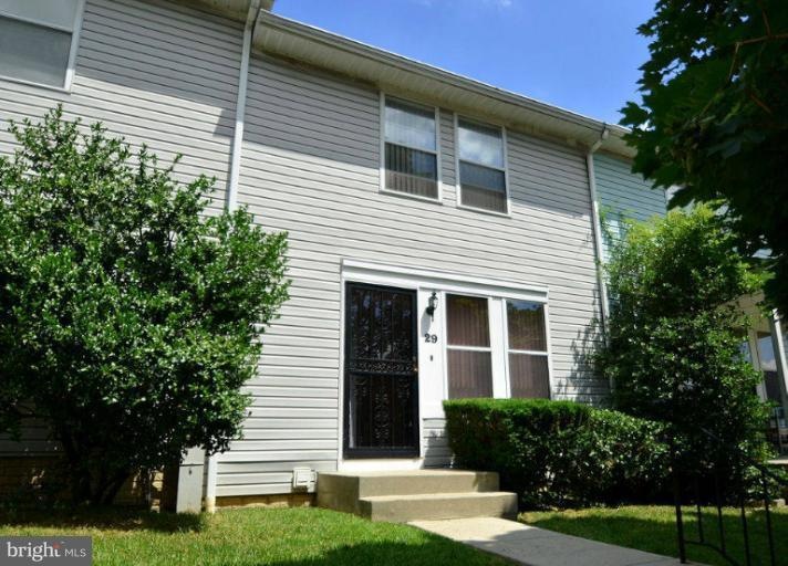 29 Cobber Ln, Baltimore, MD 21229 - photo 1