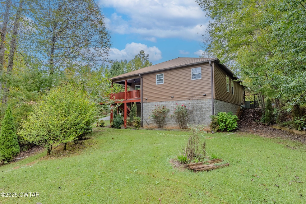 2850 Jeanette Holladay Rd, Parsons, TN 38363 - photo 1